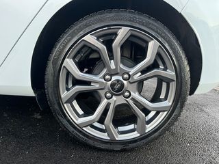 Ford Fiesta 2019-thumb-25