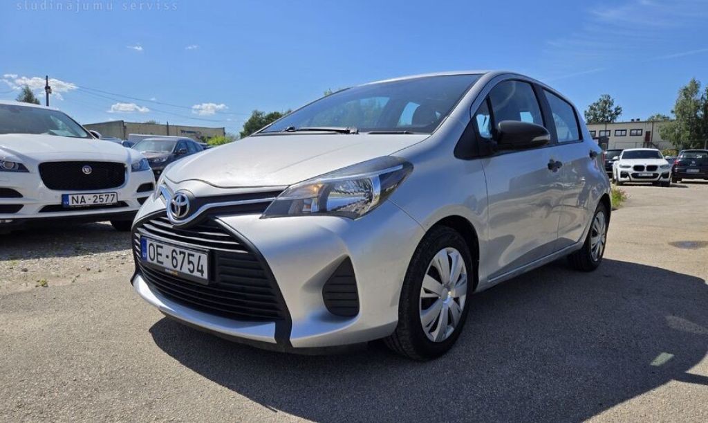 Toyota Yaris 2015