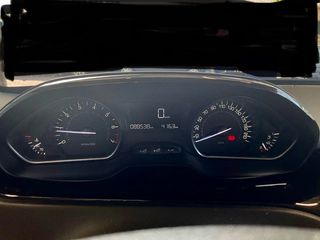 Peugeot 208 2017 1.2 e-VTi Active-thumb-9