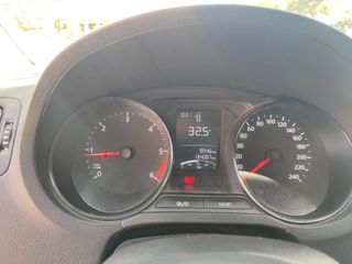 Volkswagen Polo 2014-thumb-11