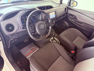 Toyota Yaris 2018 1.5 HYBRID Collection Bi-Tone-thumb-29