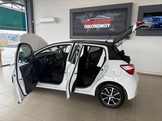 Toyota Yaris 2018 1.5 HYBRID Collection Bi-Tone-thumb-68