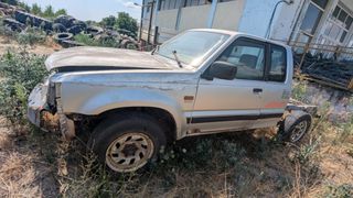 (((NOUSIS TIRES)))ΜΕΤΑΧΕΙΡΙΣΜΕΝΟ Mazda B series B2600,4X4,1.5 KAMPINA '94 ΓΙΑ ΑΝΤΑΛΛΑΚΤΙΚΑ