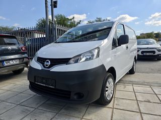Nissan NV 200 2016-thumb-2
