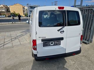 Nissan NV 200 2016-thumb-8