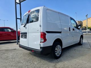 Nissan NV 200 2016-thumb-10
