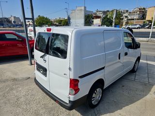 Nissan NV 200 2016-thumb-11