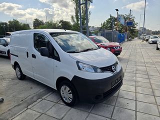 Nissan NV 200 2016-thumb-14