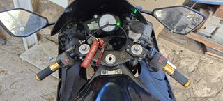 Yamaha YZF 600 2003 R6-thumb-6