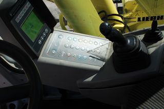 Εκσκαφέας Με Λάστιχα Liebherr 2025 A 900 B LITRONIC-thumb-8