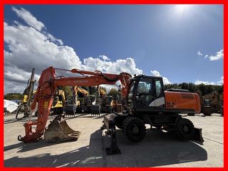 Εκσκαφέας Με Λάστιχα Hitachi 2017 Zaxis 220w-6
