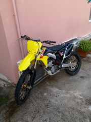 Suzuki RMZ 250 2013 Injection