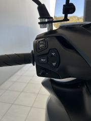 Honda SH 350i 2024 Sporty-thumb-7