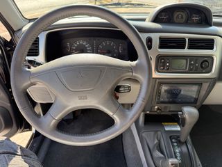 Mitsubishi Pajero 2005-thumb-15