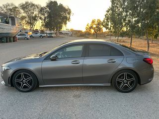 Mercedes-Benz A 180 2020 AMG LINE-thumb-8
