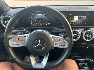 Mercedes-Benz A 180 2020 AMG LINE-thumb-16