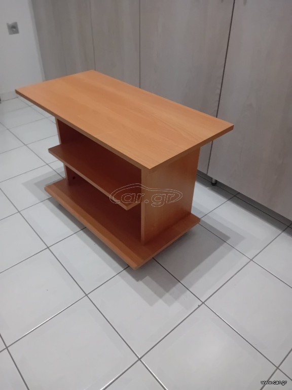Τραπεζάκι ξύλινο