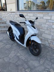 Honda SH 150i 2025