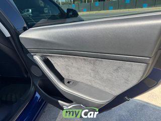 Tesla Model 3 2021 Model 3 Long-Range Dual Motor 4WD-thumb-16