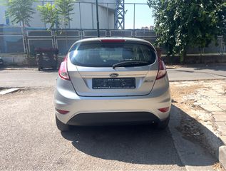 Ford Fiesta 2017-thumb-8