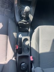 Ford Fiesta 2017-thumb-17