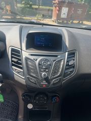 Ford Fiesta 2017-thumb-18