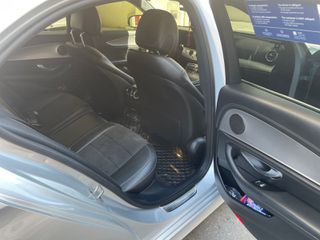 Mercedes-Benz E 220 2018 AMG LINE-thumb-9