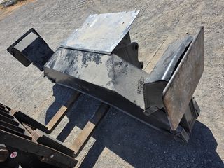 Εκσκαφέας Με Λάστιχα CAT 2000 Πόδια CAT 315, 318, 320.-thumb-6