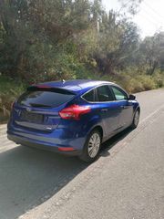 Ford Focus 2018-thumb-6