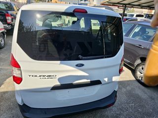 Ford Tourneo Courier 2016-thumb-4