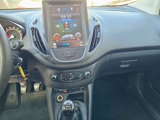 Ford Tourneo Courier 2016-thumb-17