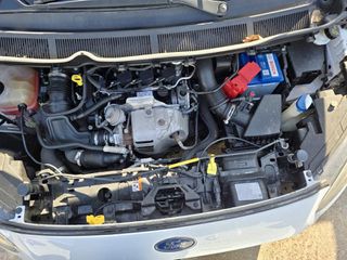 Ford Tourneo Courier 2016-thumb-22