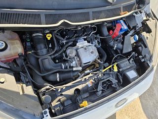 Ford Tourneo Courier 2016-thumb-23