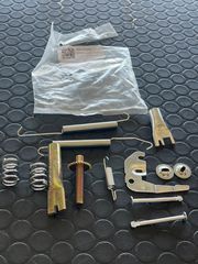 MITSUBISHI K74 '97-'06  ΣΕΤ ΕΠΙΣΚΕΥΗΣ ΣΙΑΓΩΝΩΝ ΦΡΕΝΟΥ ΔΕΞΙ MR205287 ΑΡΙΣΤΕΡΟ MR205288