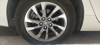 Αυθεντικές ζάντες Toyota Prius  2020 15" δώρο λάστιχα Goodyear Ultra Grip χειμερινά