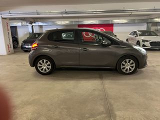 Peugeot 208 2019 1.5 BLUEHDI 100HP-thumb-3