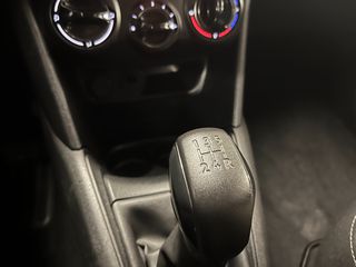 Peugeot 208 2019 1.5 BLUEHDI 100HP-thumb-10