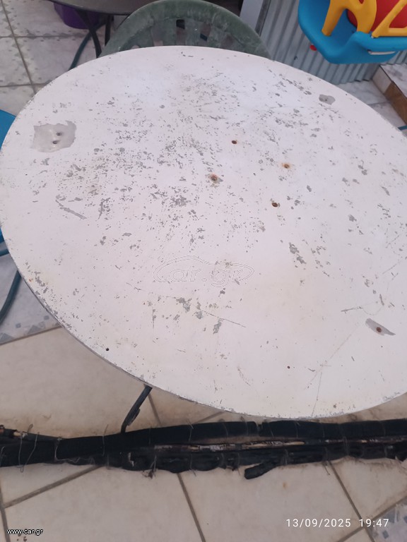 τραπέζι κήπου ανοξείδωτο