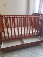 Πωλείται κούνια μωρού