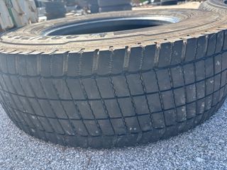 Λάστιχα continental. 235/75/R17,5-thumb-2