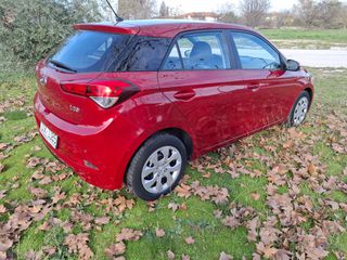 Hyundai i 20 2015 classic-thumb-4