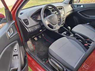 Hyundai i 20 2015 classic-thumb-8