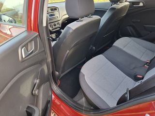 Hyundai i 20 2015 classic-thumb-9
