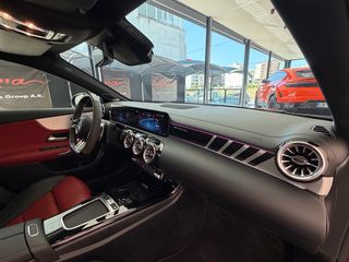 Mercedes-Benz A 35 AMG 2023 FACELIFT 4 MATIC-thumb-10