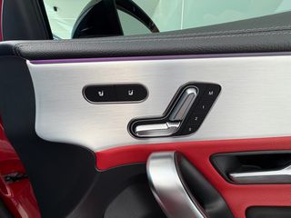 Mercedes-Benz A 35 AMG 2023 FACELIFT 4 MATIC-thumb-23
