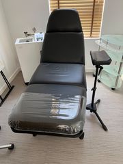 Κρεβάτι εξεταστικό ηλεκτροκίνητο