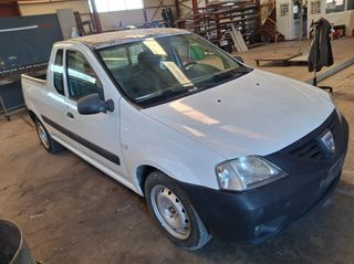 Dacia Logan Pick-Up 2010-thumb-6