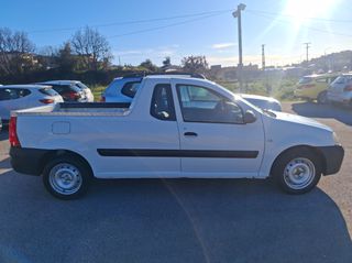 Dacia Logan Pick-Up 2010-thumb-3