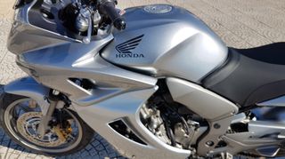 Honda CBF 1000 2009-thumb-9