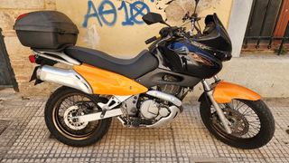 Suzuki XF 650 2000